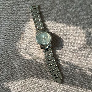 Gold tone metallic stainless steel Japan movement watch heavy statement